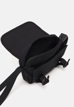 Pier One Unisex - Schoudertas - Black 9 Pier One Unisex - Schoudertas - Black -Pier One 08dcf642808642b88361fce85fe34ecc