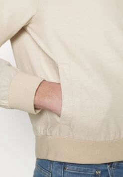 Pier One Bomberjacks - Beige 11 Pier One Bomberjacks - Beige -Pier One 2aaa0e5d7e314004b7873f919d0ce4a0