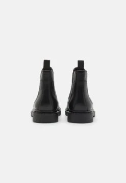 Pier One Leather - Korte Laarzen - Black 10 Pier One Leather - Korte Laarzen - Black -Pier One 38fceb26209f4f8e8e56a5d89f6e46d5