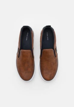 Pier One Unisex - Sneakers Laag - Cognac 11 Pier One Unisex - Sneakers Laag - Cognac -Pier One 460ddb3d844e4278af49e76064f51088