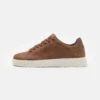 Pier One Unisex - Sneakers Laag - Cognac 2 Pier One Unisex - Sneakers Laag - Cognac -Pier One 466ac211203c4308bbd1a6e05b9736ef