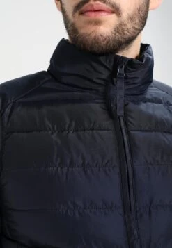 Pier One Bodywarmer - Dark Blue 11 Pier One Bodywarmer - Dark Blue -Pier One 4a67bad80cd44f88b9830e357ef24968