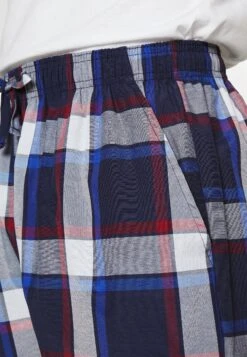 Pier One 2 Pack - Pyjamabroek - 503 - Dark Blue_302 - Red 13 Pier One 2 Pack - Pyjamabroek - 503 - Dark Blue_302 - Red -Pier One 546da8875dc74061b47afe0d749ab0be