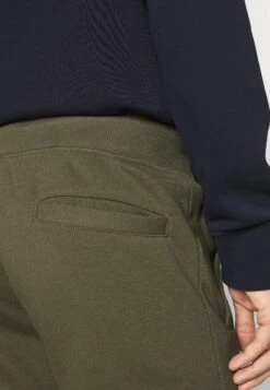 Pier One 2 Pack - Shorts - Black/Olive -Pier One 5745bbadef474bd7a879a20b1b19f411