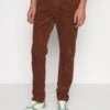 Pier One Corduroy - Broek - Brown 2 Pier One Corduroy - Broek - Brown -Pier One 75ef435d8e7b4fb7bc035c71778a7179