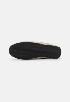 Pier One Espadrilles - Black 12 Pier One Espadrilles - Black -Pier One b9233e76adb544fcb2b923461f13d6c2