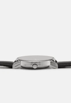 Pier One Horloge - Black/Silvercoloured -Pier One bd3d862d66074e7da00979f93f7842ad