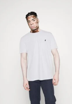 Pier One 3 Pack - T-Shirt Basic - White/Dark Blue/Blue 14 Pier One 3 Pack - T-Shirt Basic - White/Dark Blue/Blue -Pier One c861a69cfb1e4a6fafbf2b097bf177a2